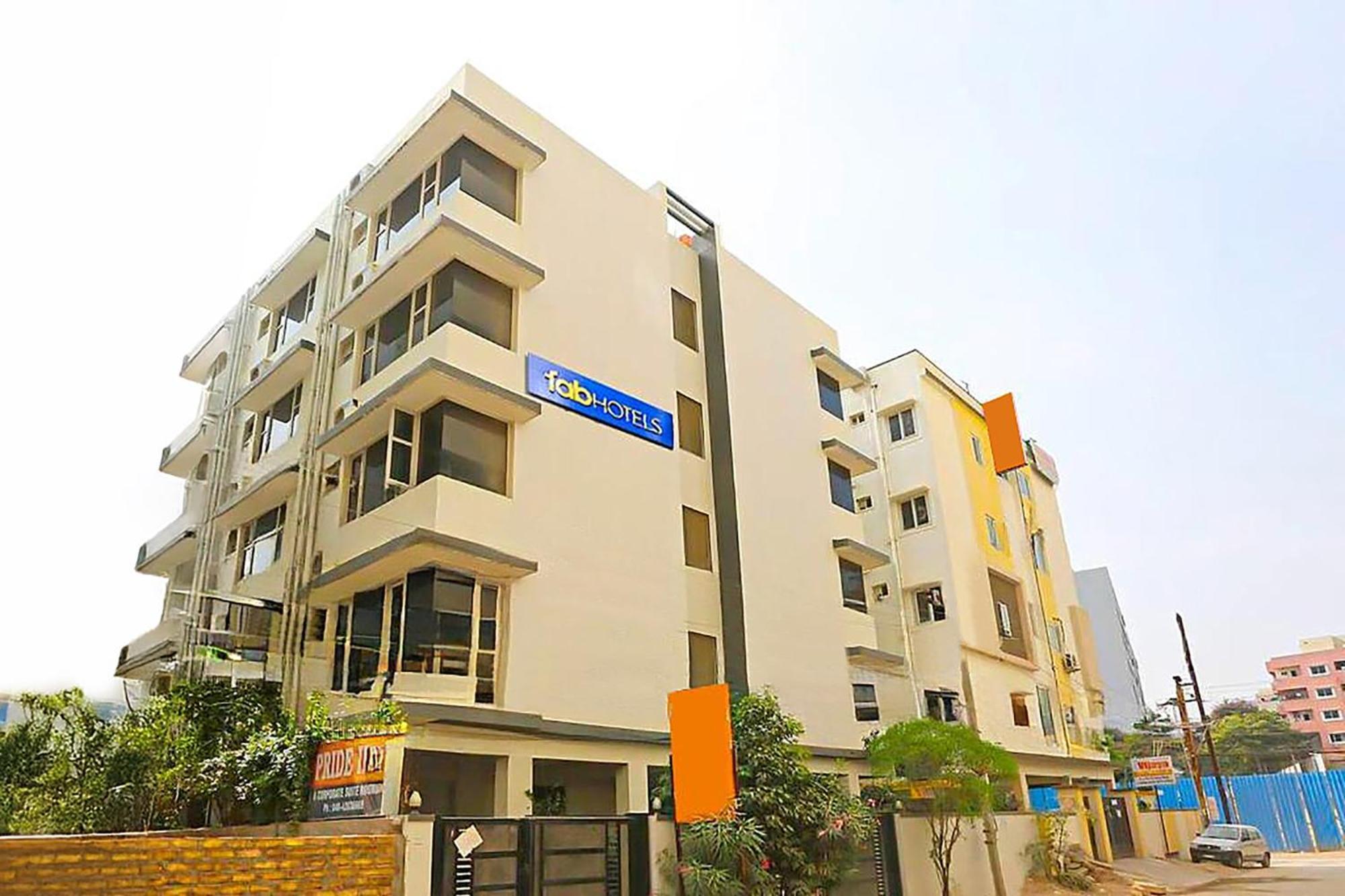 Fabhotel Pride Inn - Nr Tcs Deccan Park, Hitech City Haïdarabad Extérieur photo